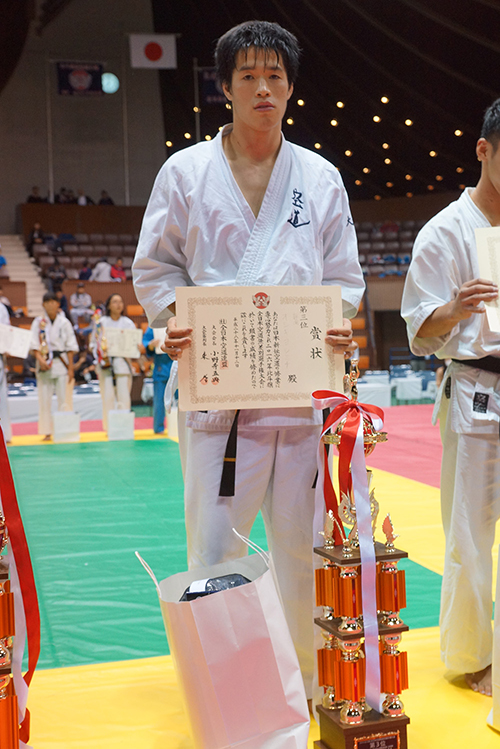 野村幸汰選手